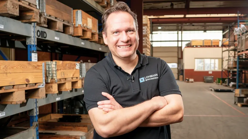 Titelbild: Candidate Flow® Kundenbewertung – Wie Lohmann Maschinenbau GmbH in nur 3 Wochen 2 perfekte Fachkräfte fand