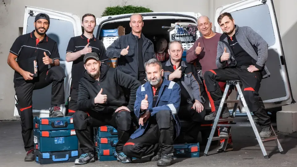 DIMO GmbH & Co. Betriebs KG