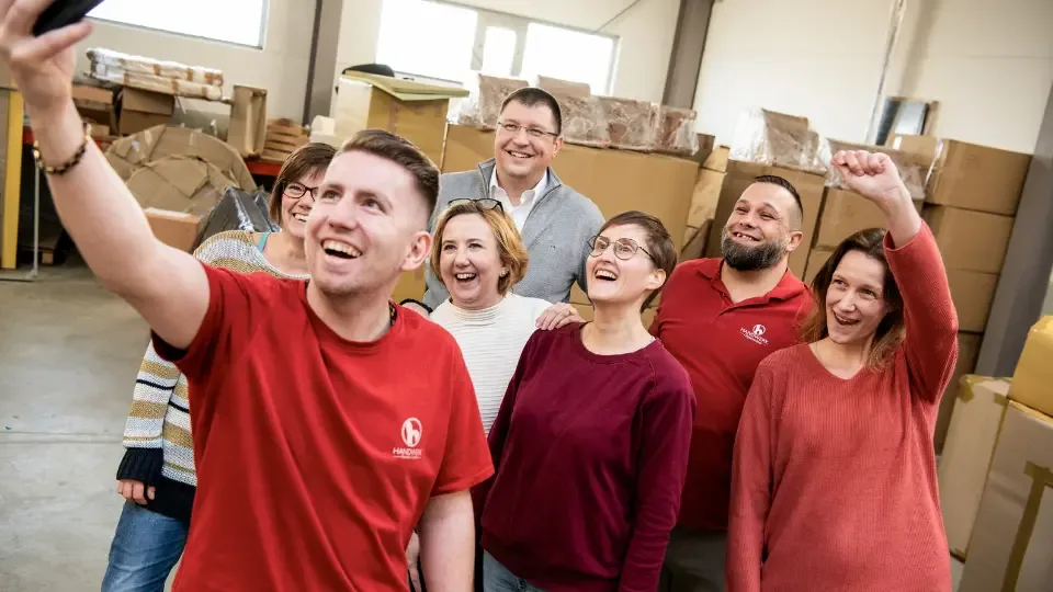 Handwerk Handels GmbH