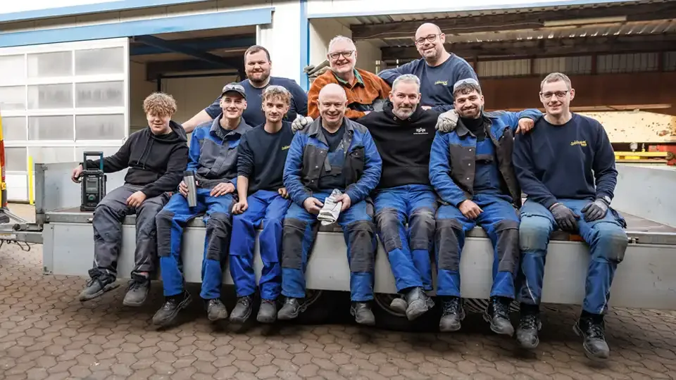 Schlosserei Uhlit GmbH & Co. KG – 4 Metallbauer eingestellt